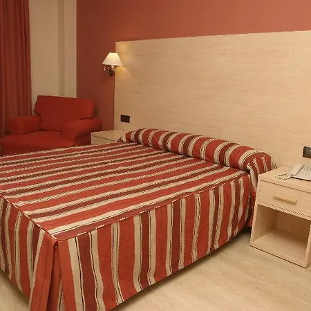 Hotel Crisol La Selva 3*